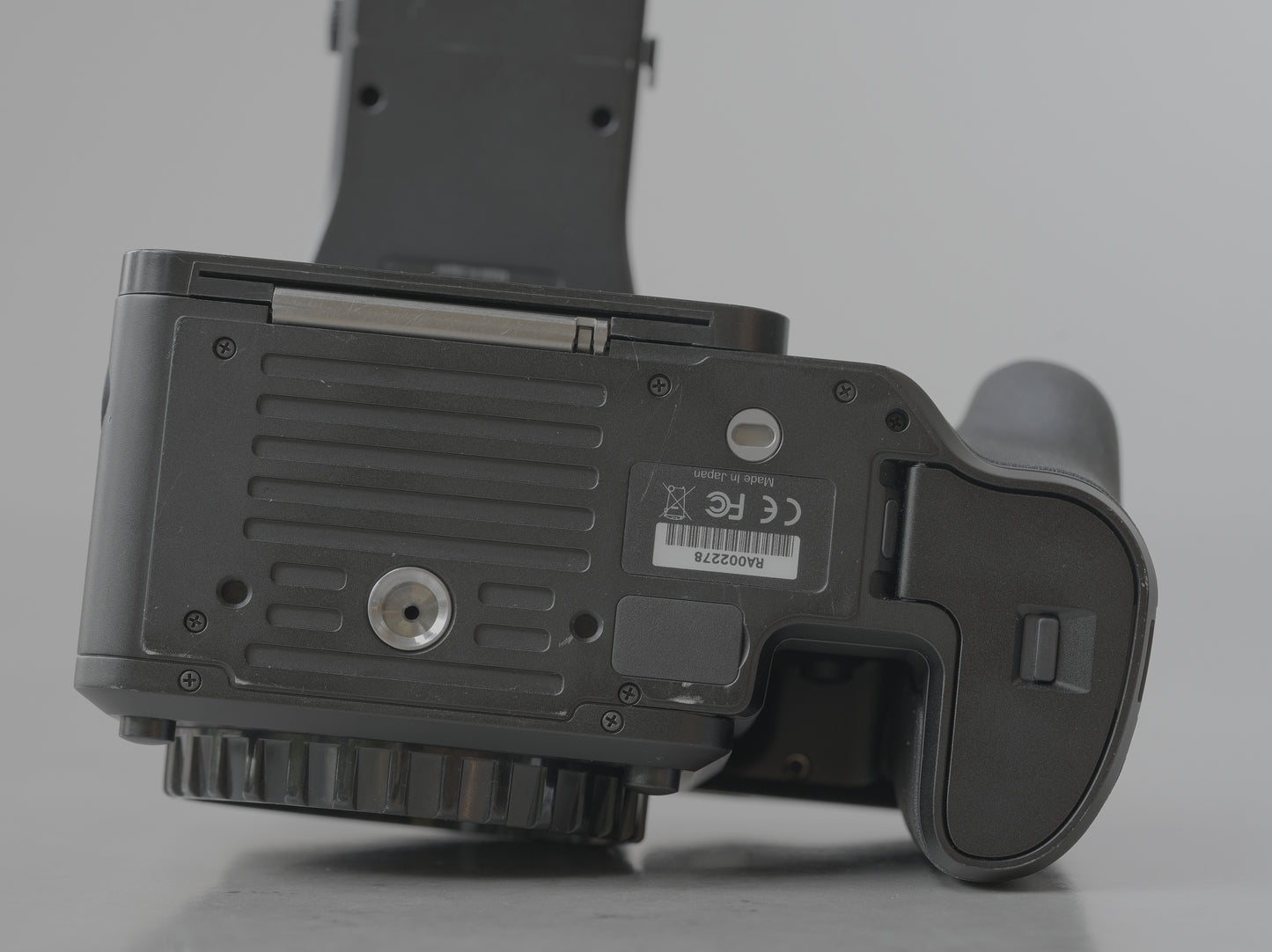 Phase One XF Camera Body HAP 2 Low Usage with charger and two batteries