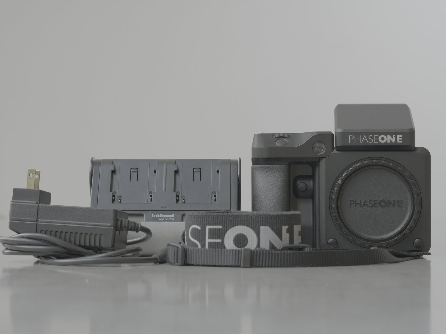 Phase One XF Camera Body HAP 2 Low Usage with charger and two batteries