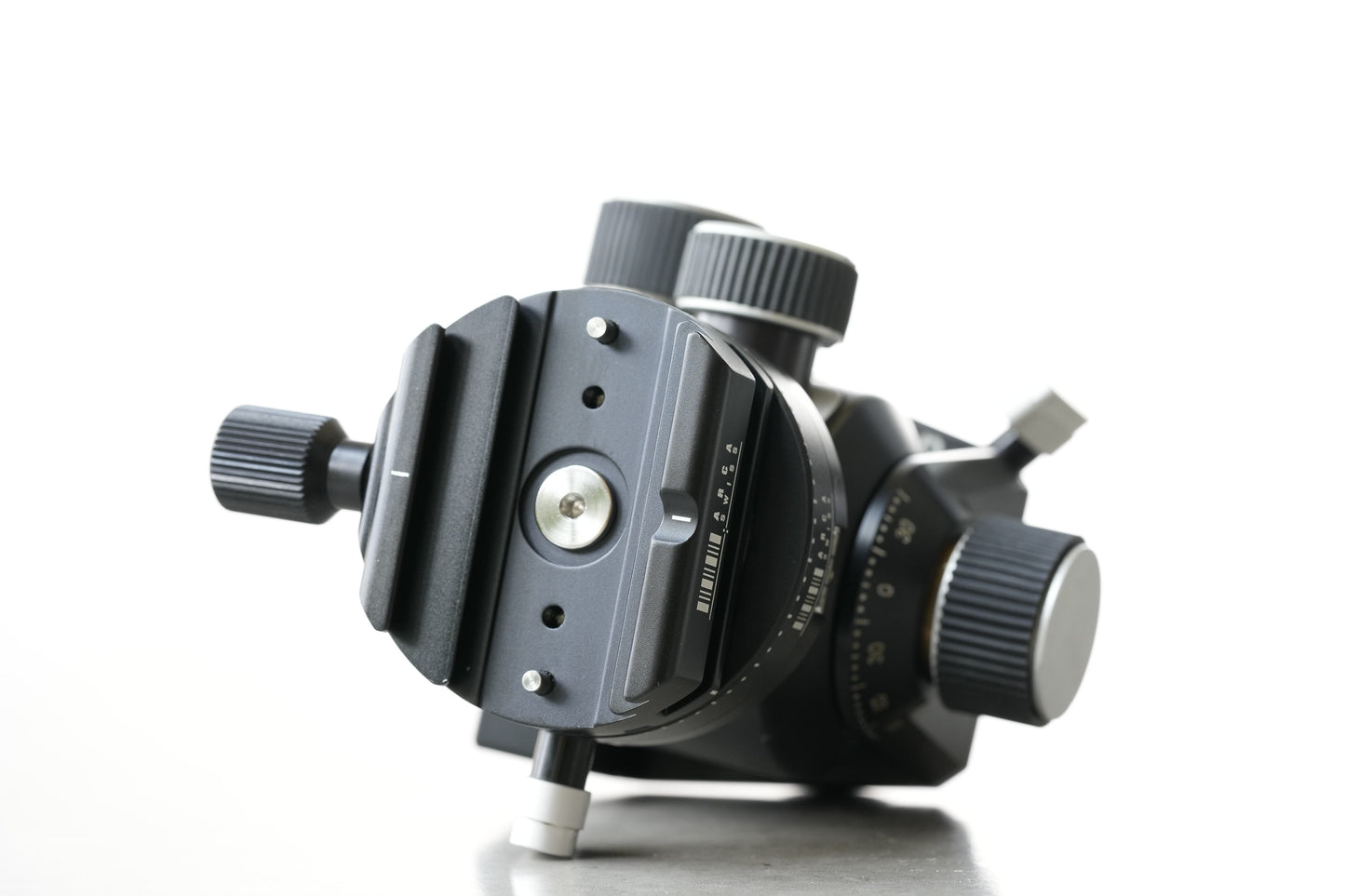 Arca Swiss D4 Geared Tripod Head with Classic Quickset Device