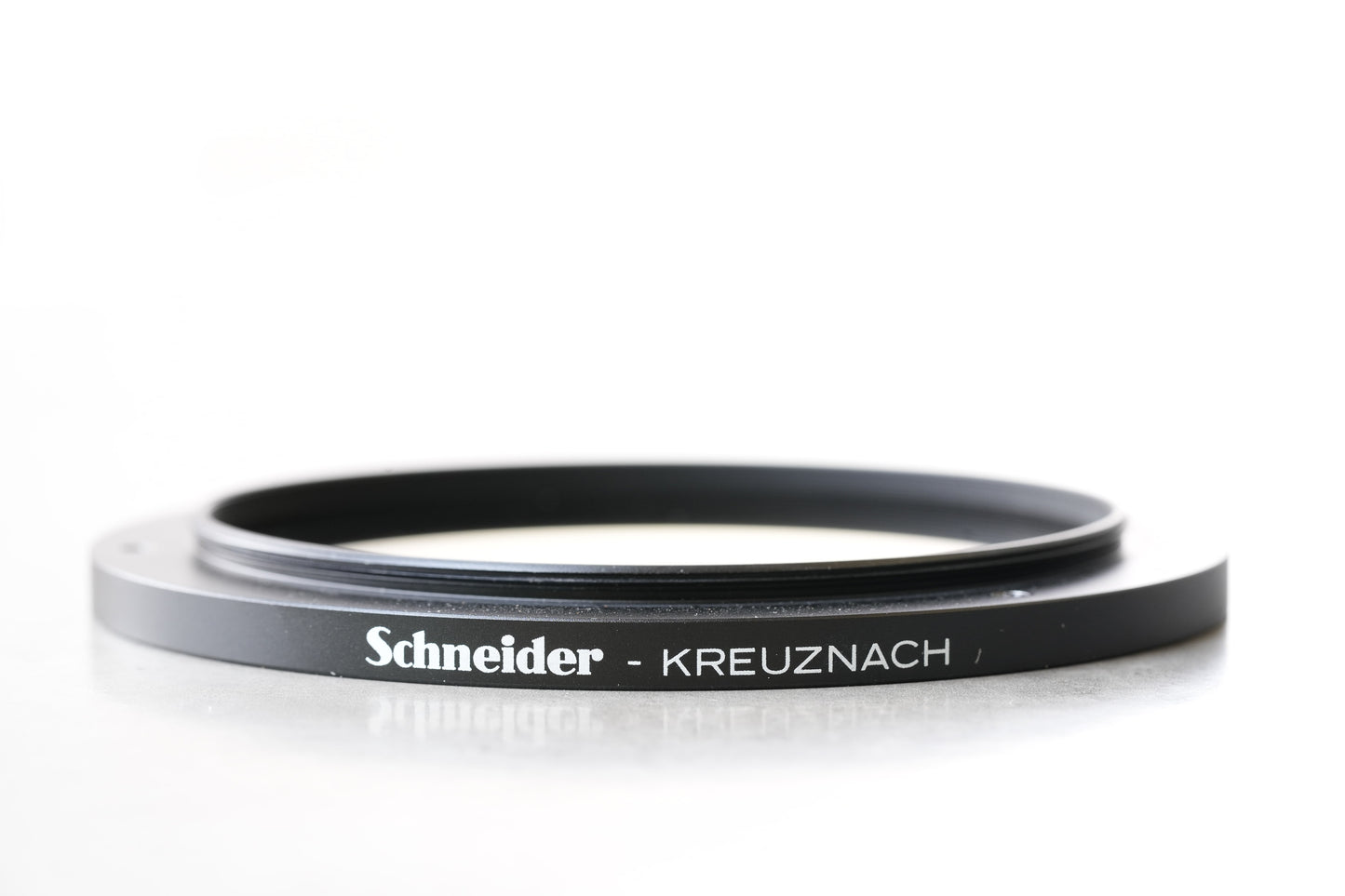 Schneider center filter IVb with protective cap and case